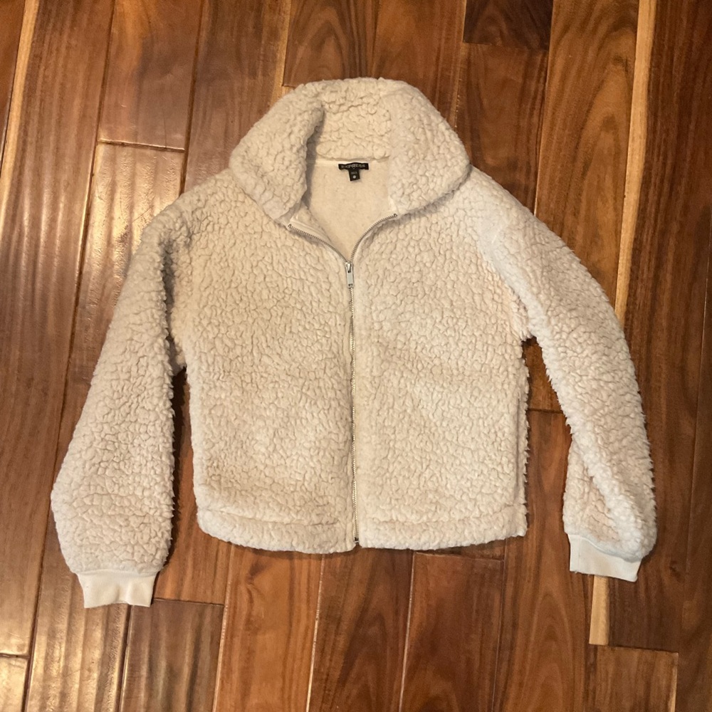 Cozy Cream Sherpa Women’s Jacket